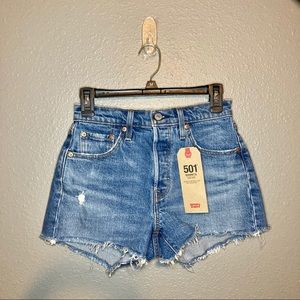 NWT Levi’s 501 High Rise Shorts